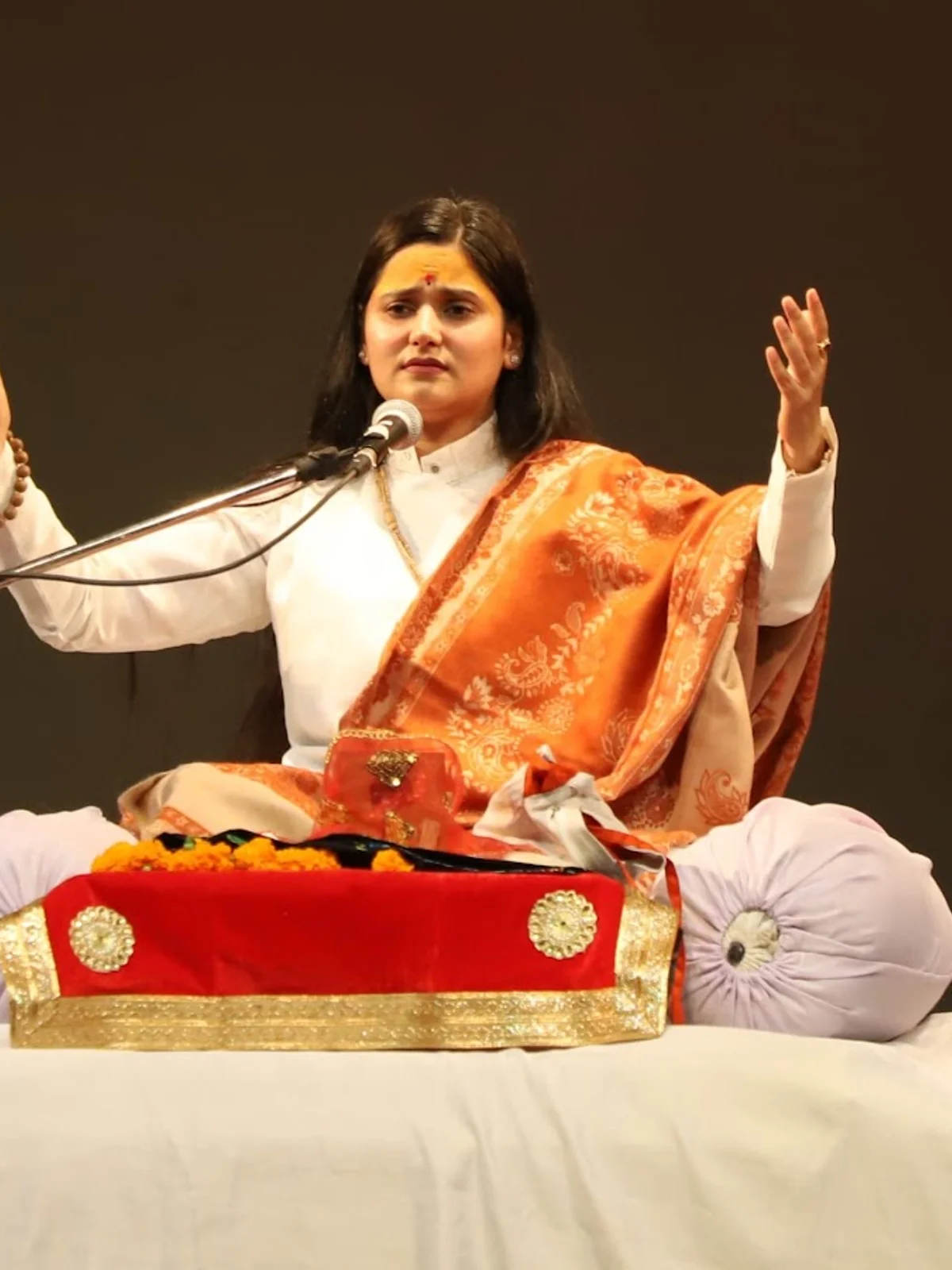 Portrait of Nidhi Saraswat