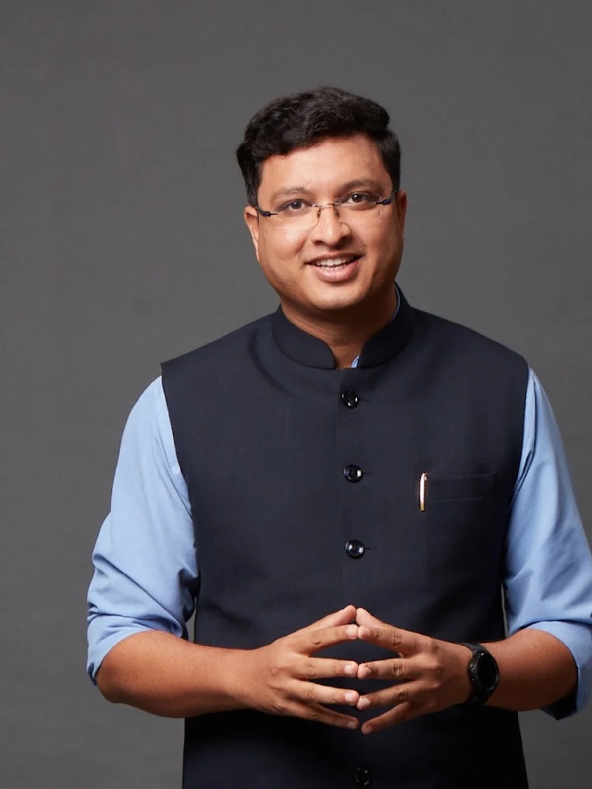 Portrait of NV Sir