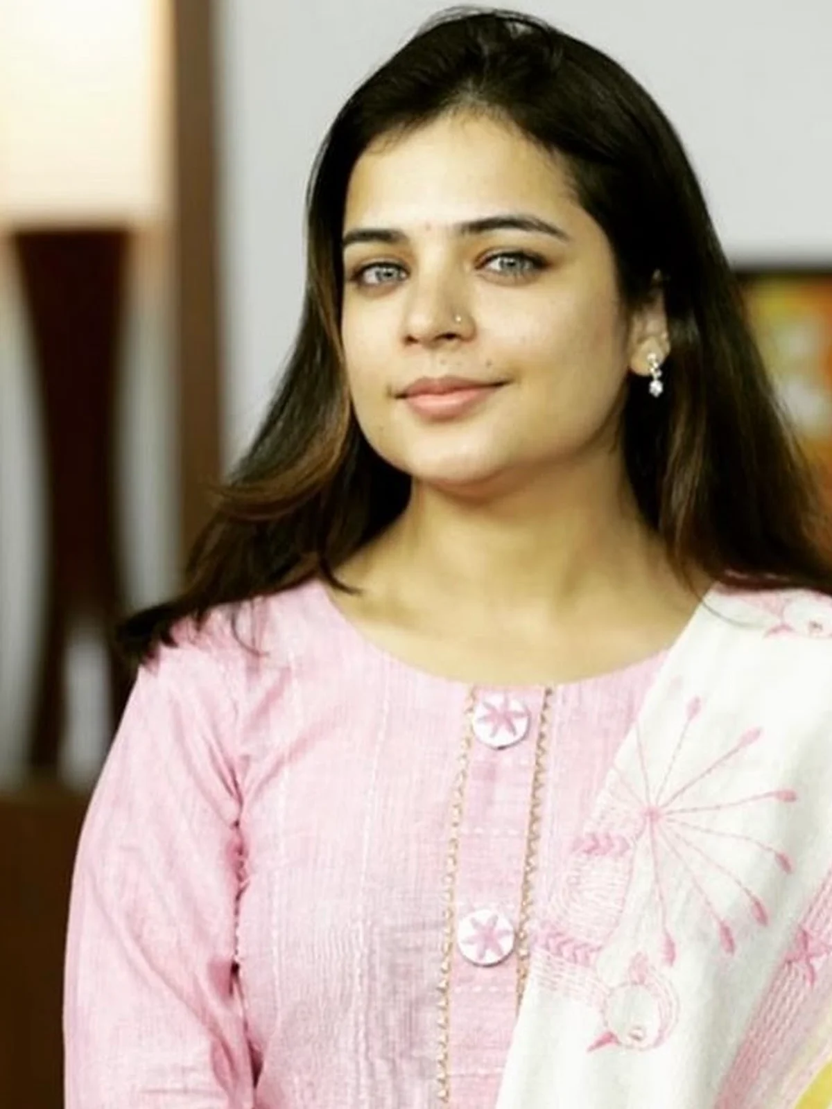 Portrait of Saloni Khanna